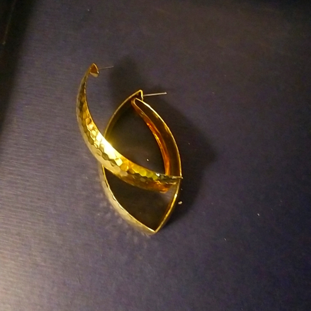 Gold earrings